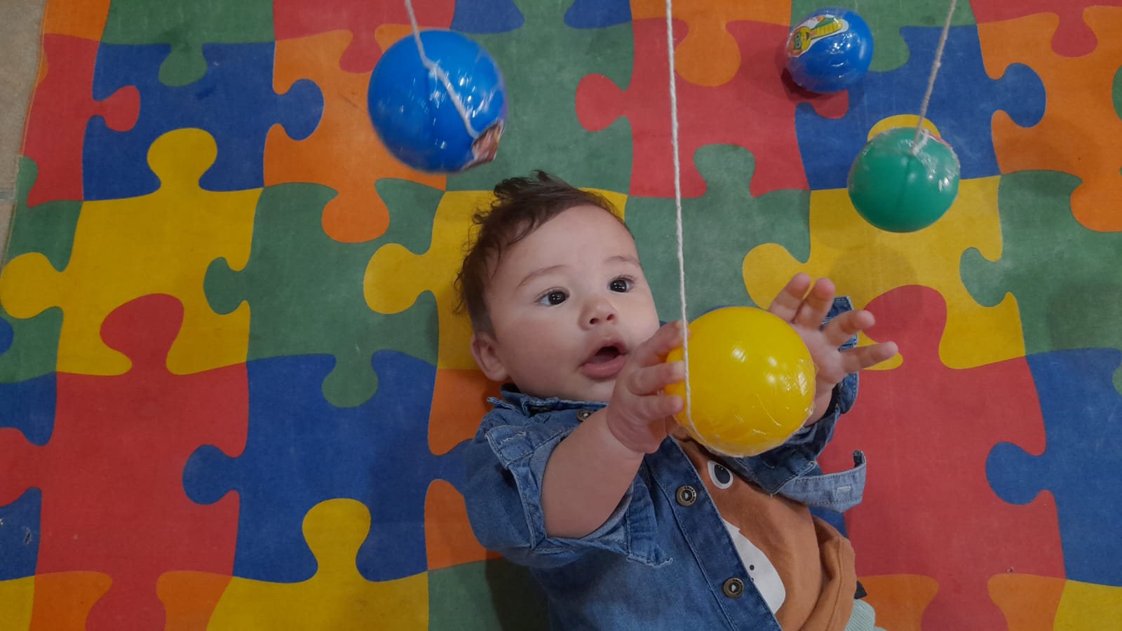 Brincadeiras com os sons: musicalização para os pequenos - Tempo de Creche